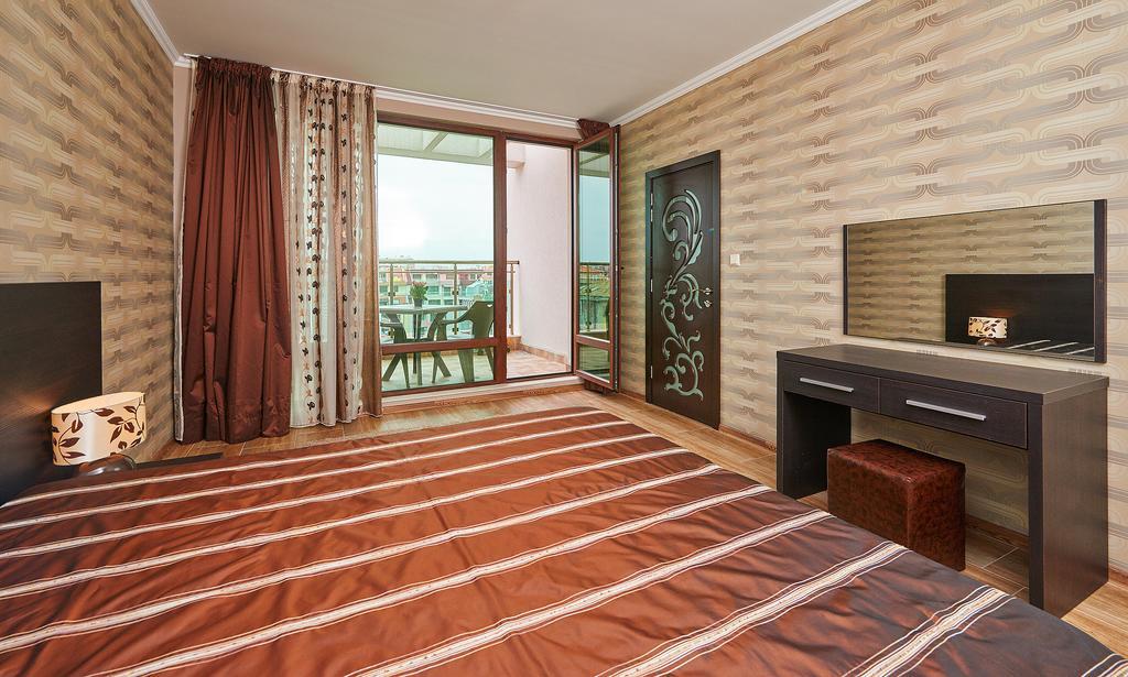 Central Plaza Pomorie Exterior foto